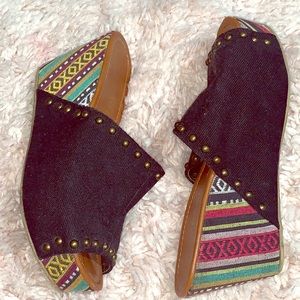 Tribal Print studded black Wedges